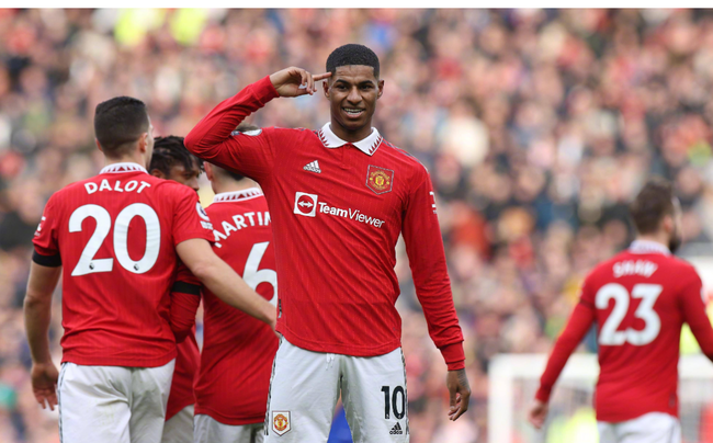 富有才华的 富有才华的