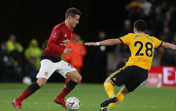 屡屡化险为 屡屡化险为